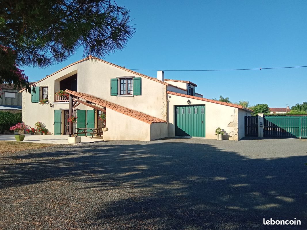 Maison à vendre, 188m², Thénezay