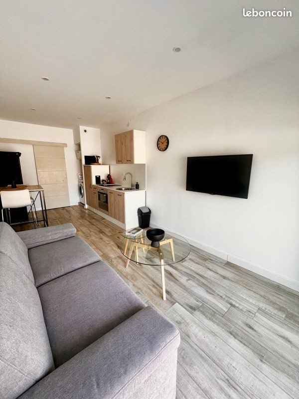 Appartement à louer, 25m², Lunel