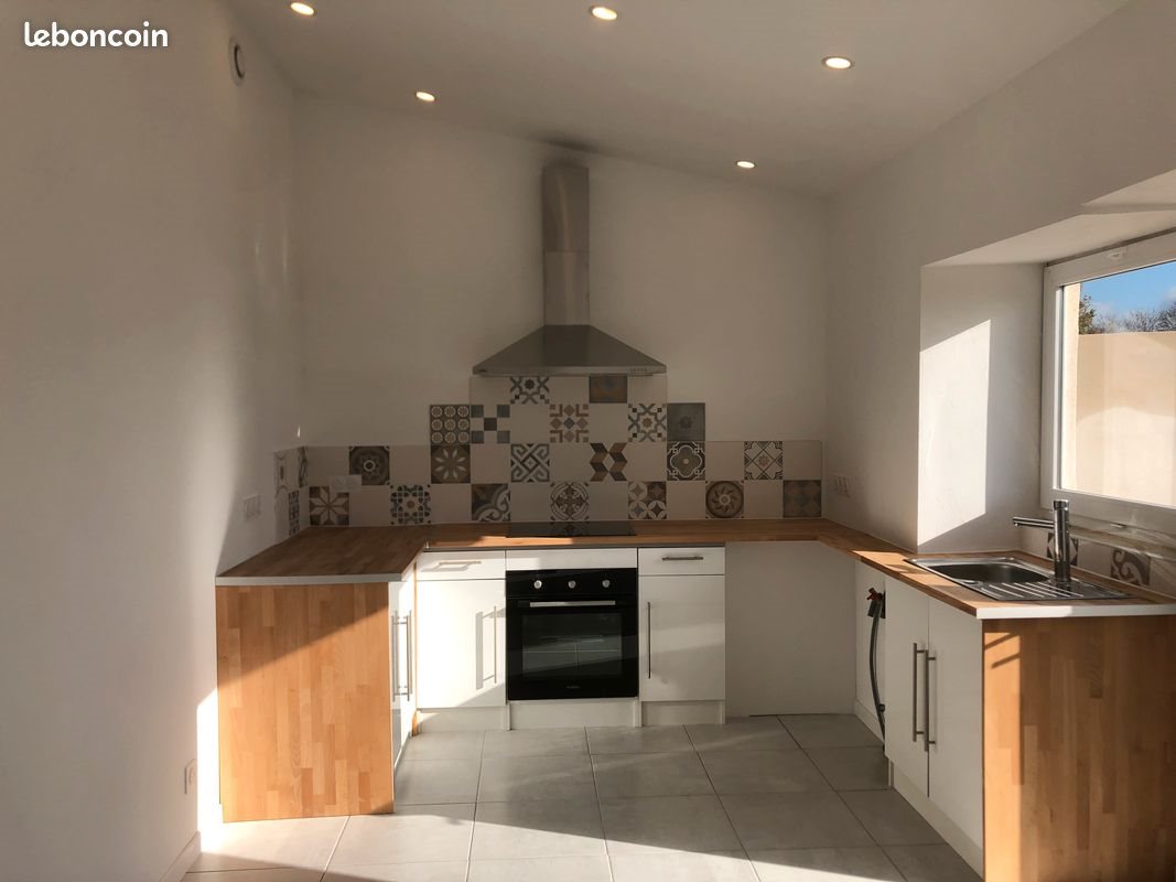 Maison à vendre, 1m², La Garnache