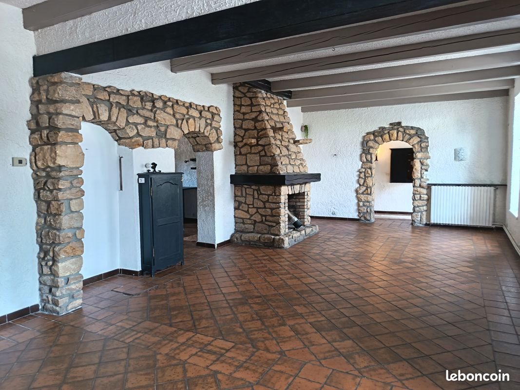 Maison à vendre, 254m², Chailly-lès-Ennery