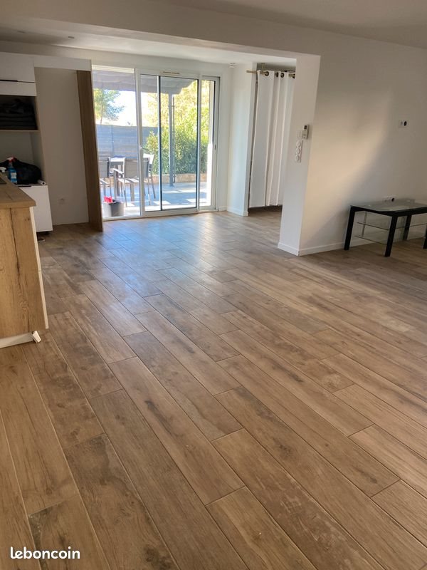 Appartement à louer, 80m², Vitrolles
