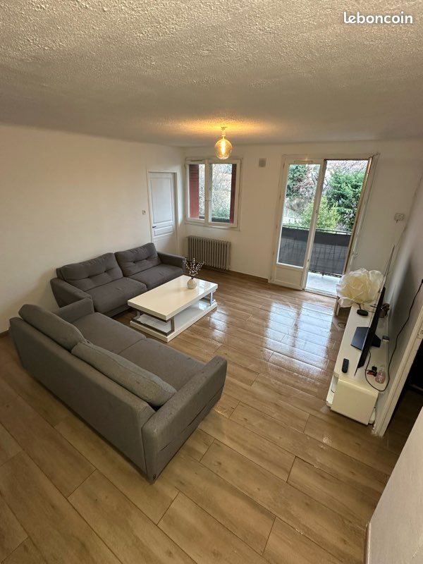 Appartement à louer, 61m², Carpentras