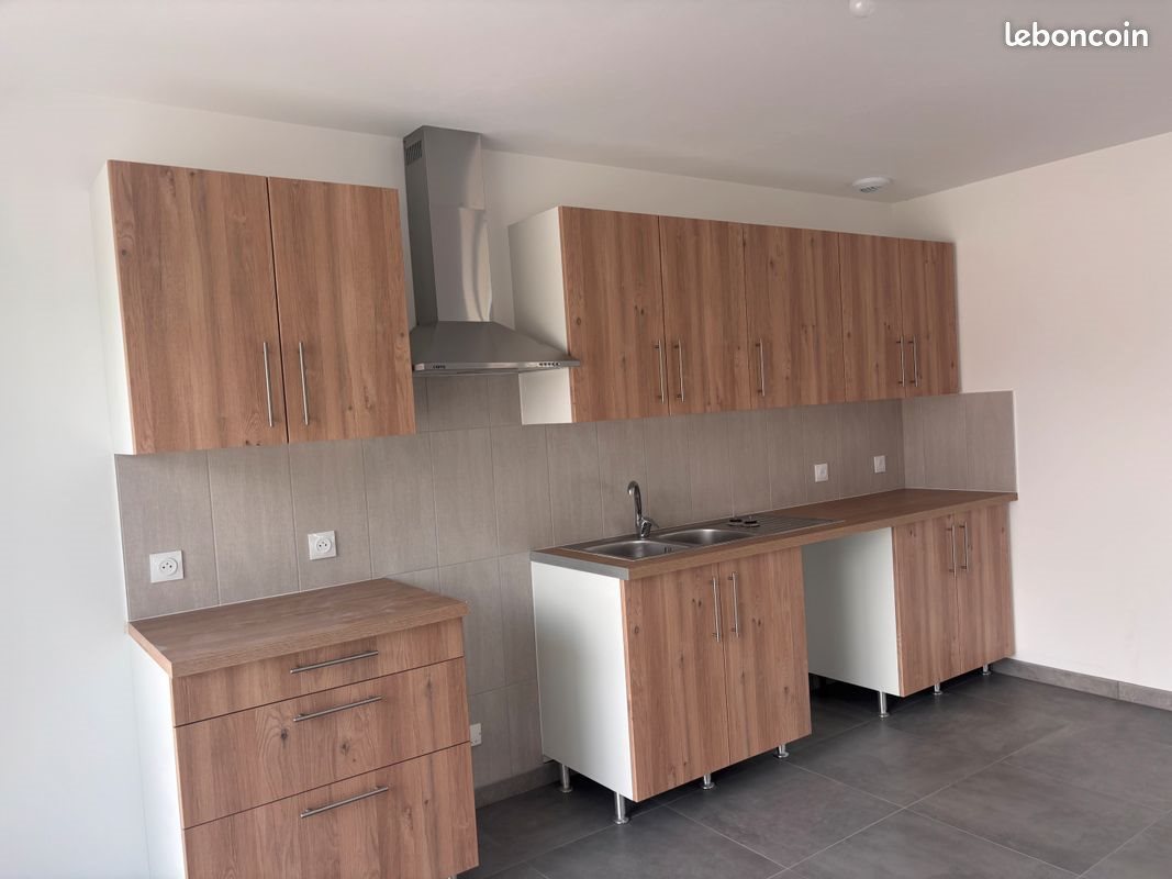 Maison à louer, 118m², Surgères