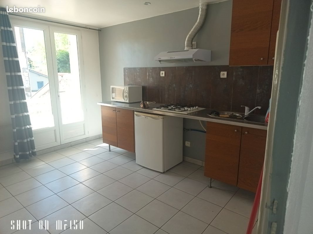 Appartement à louer, 25m², Vals-près-le-Puy