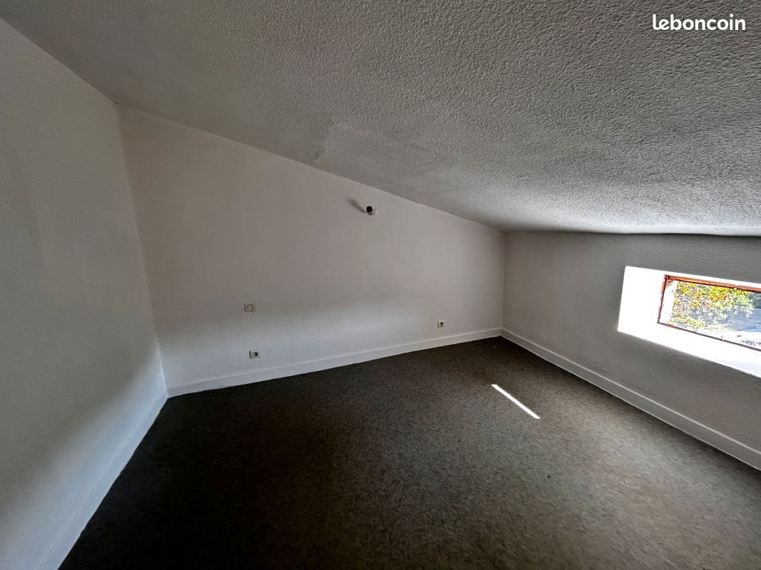 Appartement à louer, 80m², Vieille-Brioude