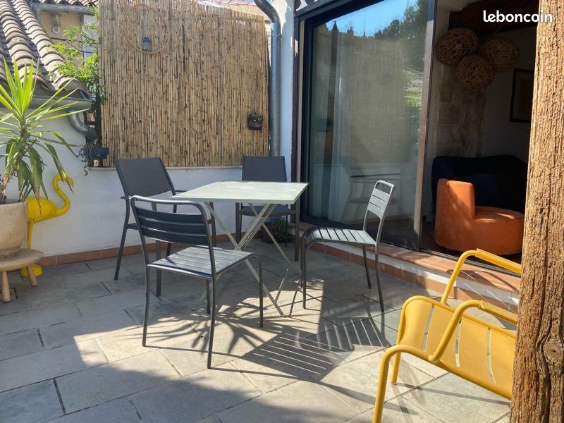 Appartement à louer, 80m², Aramon