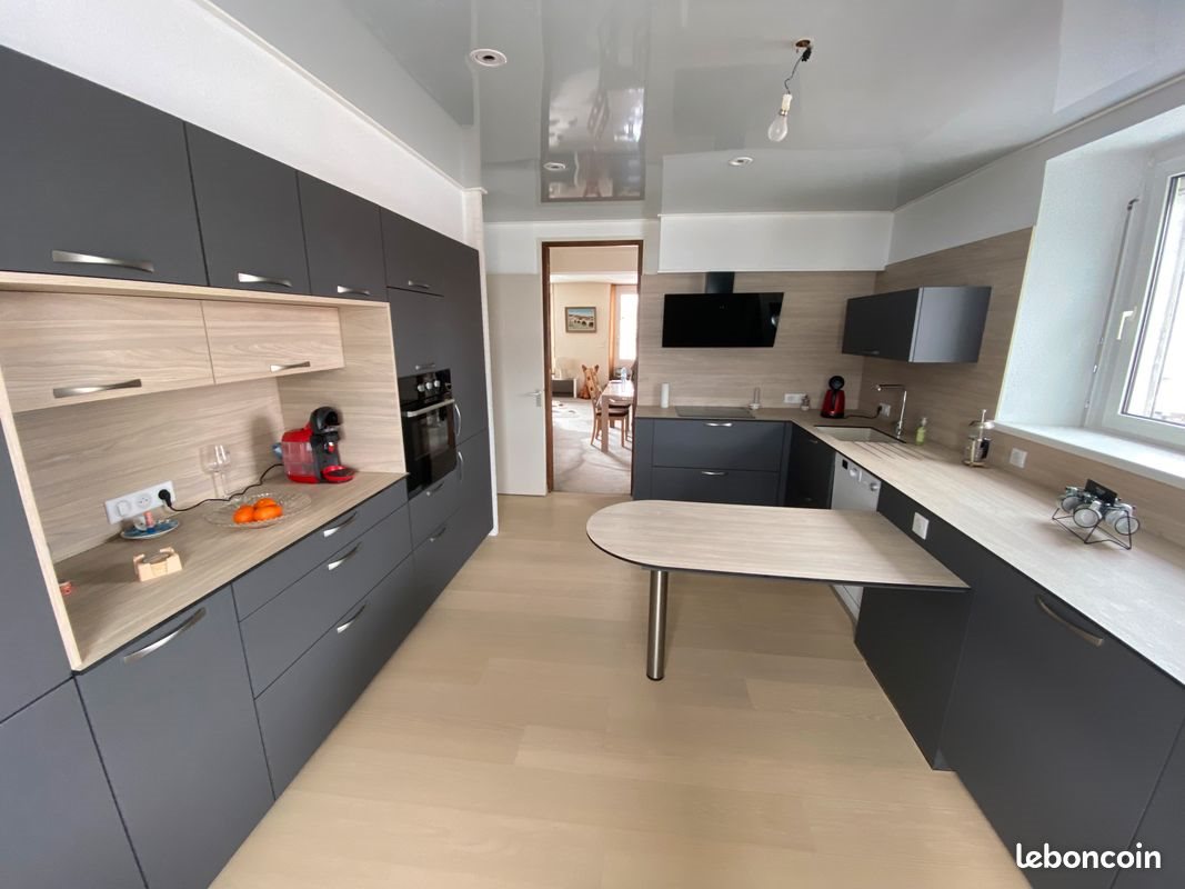 Maison à vendre, 186m², Maîche