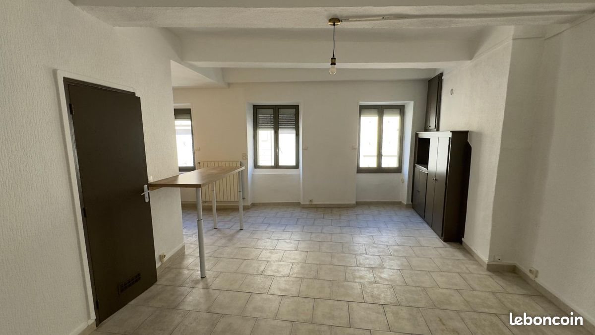 Appartement à louer, 55m², Alès