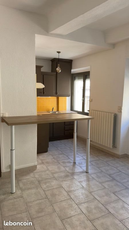 Appartement à louer, 55m², Alès