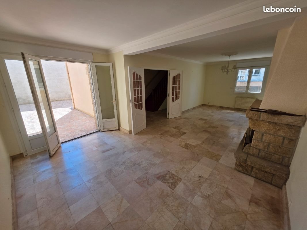 Maison à vendre, 130m², Laval