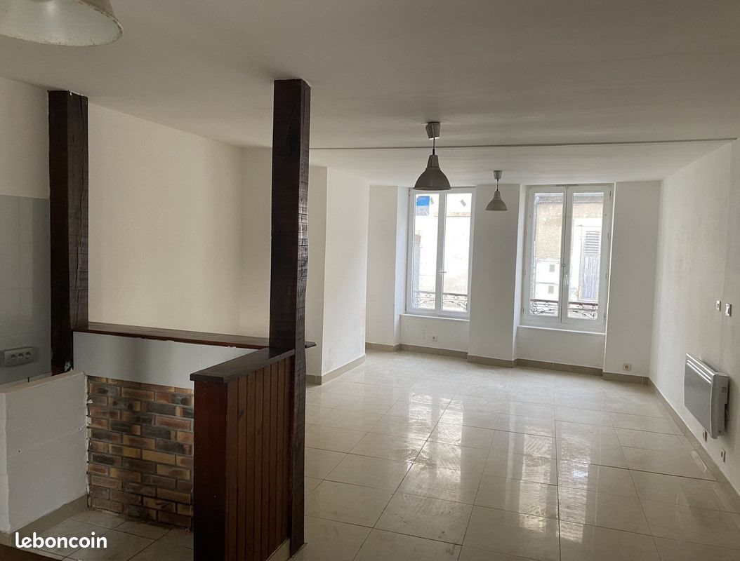 Appartement à louer, 75m², Cosne-Cours-sur-Loire