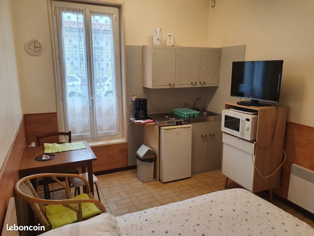Appartement à louer, 16m², Rochefort