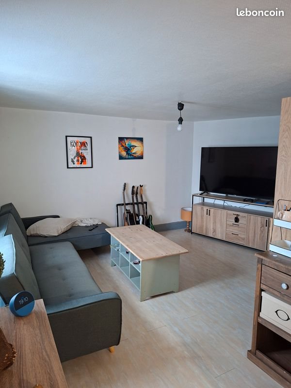 Appartement à louer, 80m², La Tour-d'Auvergne