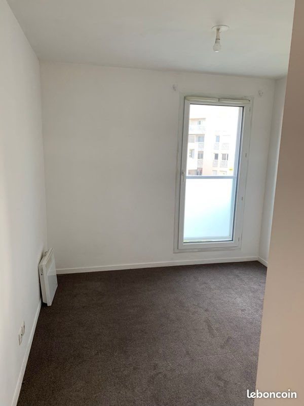 Appartement à louer, 42m², Cergy