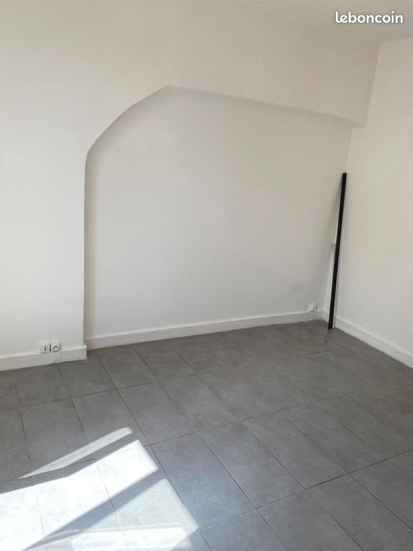 Appartement à louer, 20m², Corbeil-Essonnes