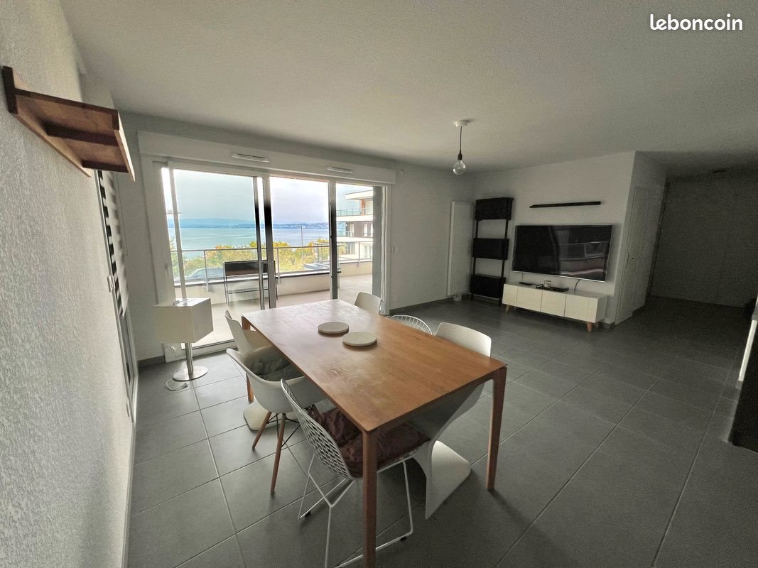 Appartement à louer, 71m², Neuvecelle