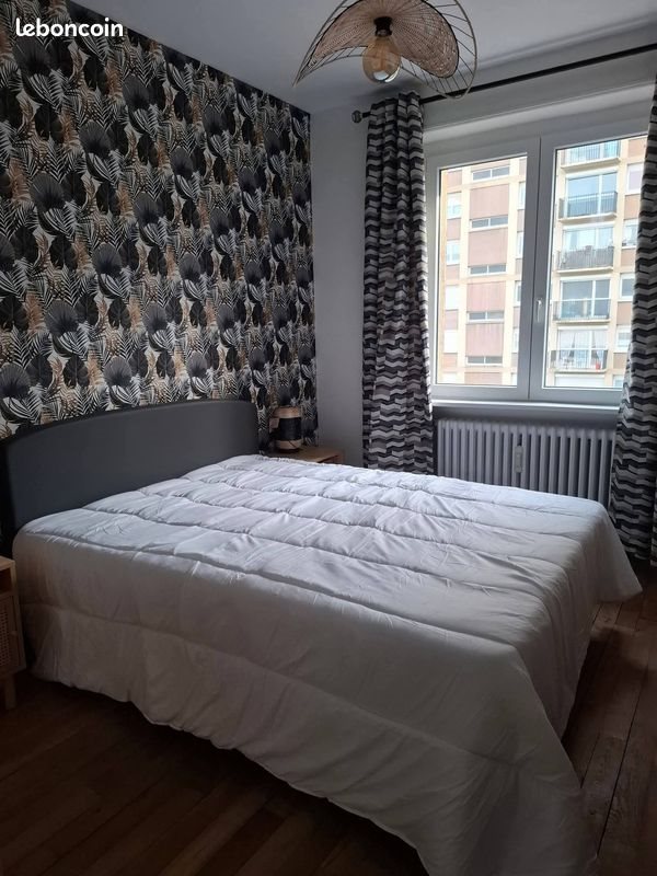 Appartement à louer, 70m², Sedan