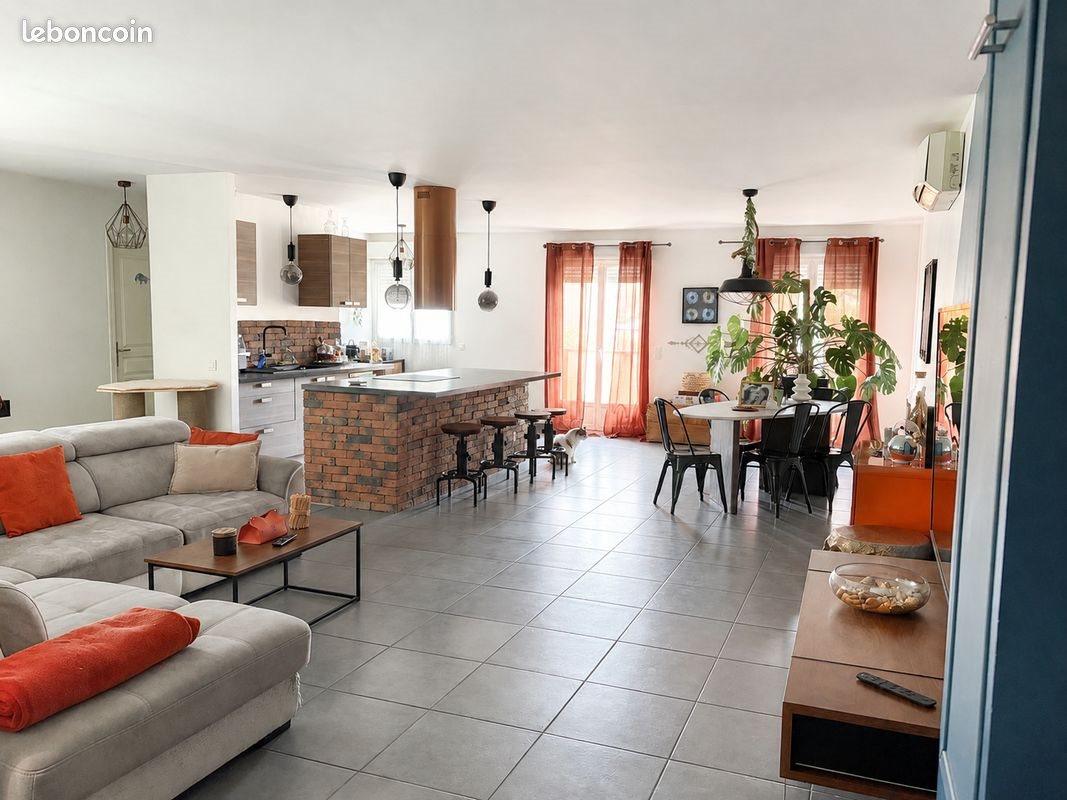 Appartement à vendre, 113m², Cogolin