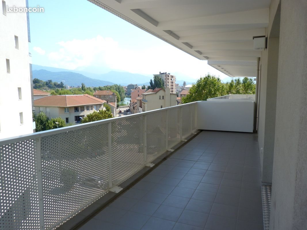 Appartement à louer, 45m², Grenoble