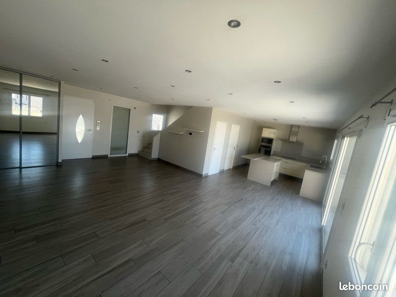 Maison à louer, 115m², Lignan-sur-Orb