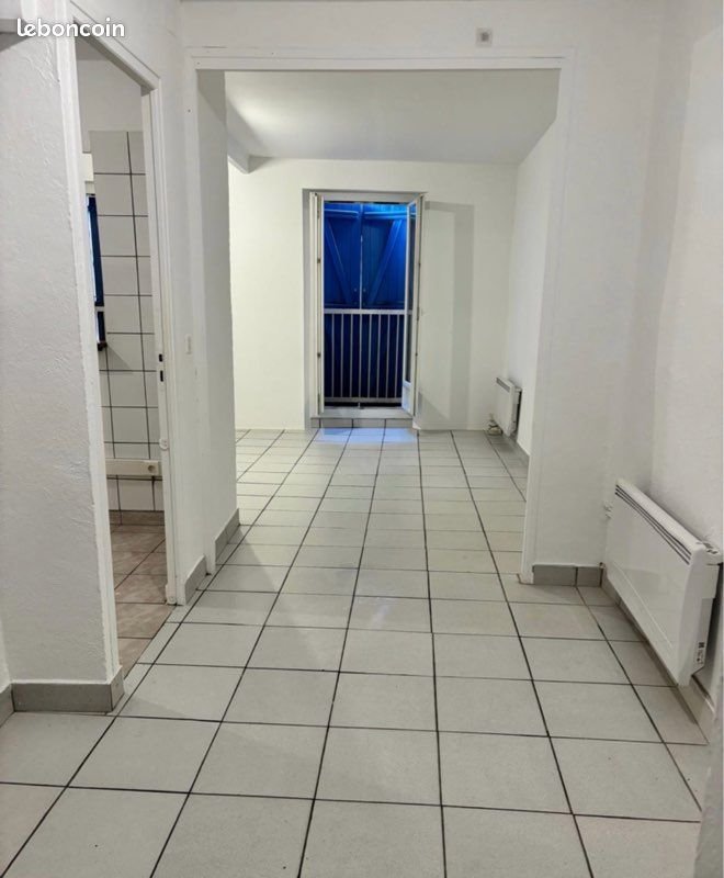 Appartement à louer, 60m², Cuers
