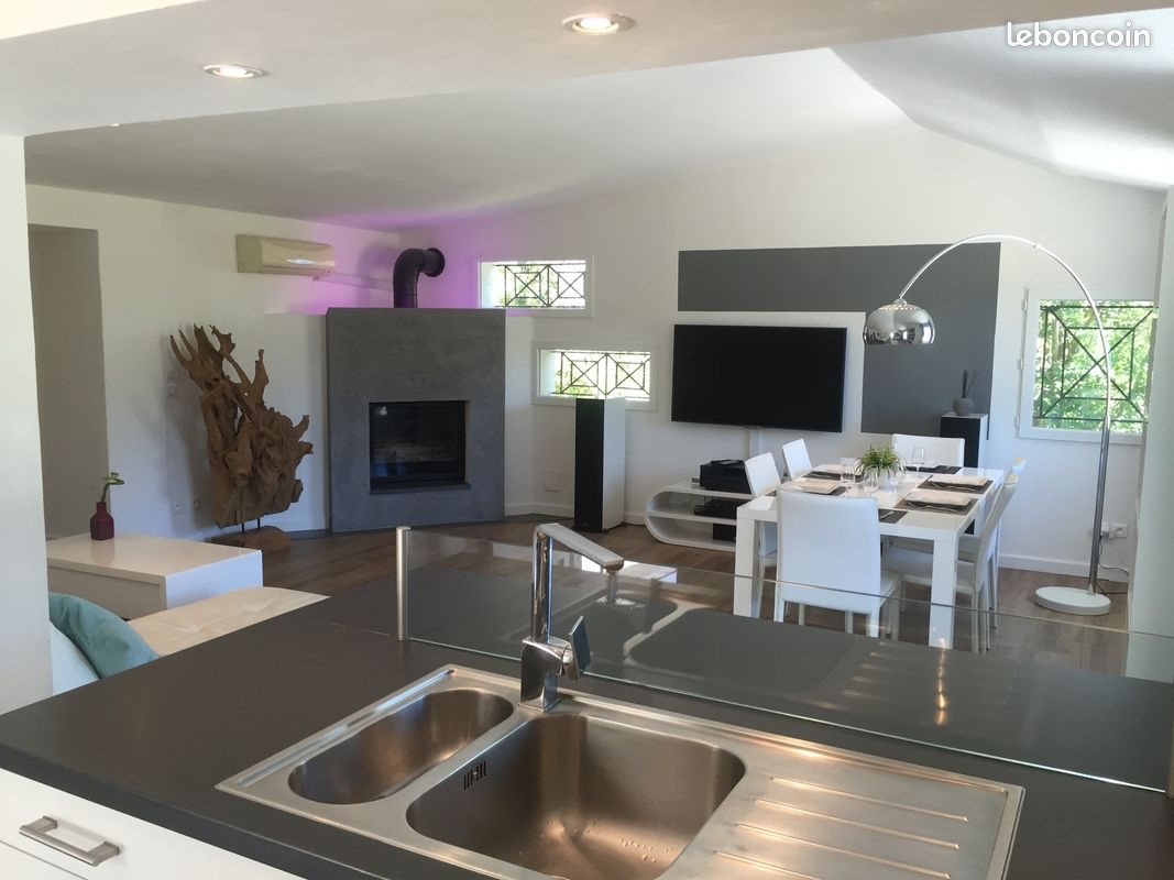 Maison à vendre, 160m², Cuges-les-Pins