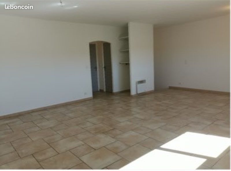 Appartement à louer, 100m², Montauroux