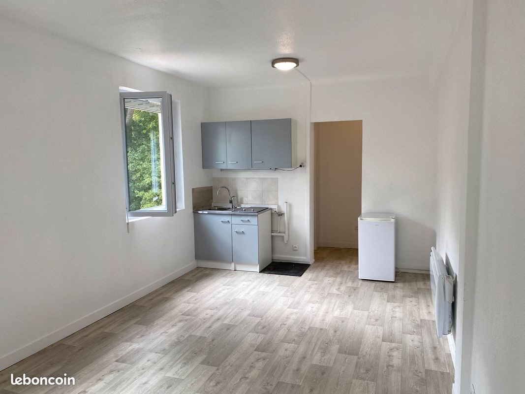 Appartement à louer, 28m², Nainville-les-Roches