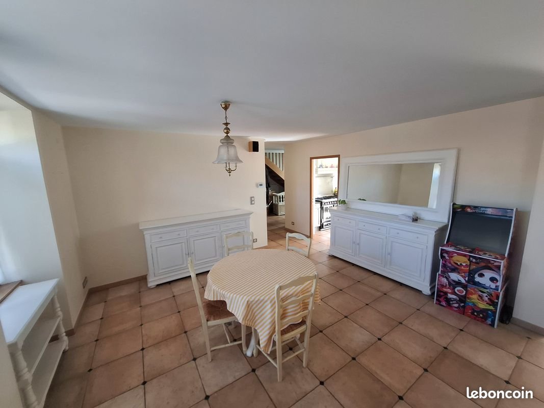 Maison à vendre, 221m², Avrainville
