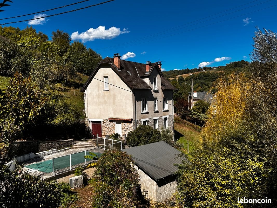 Maison à vendre, 134m², Chameyrat