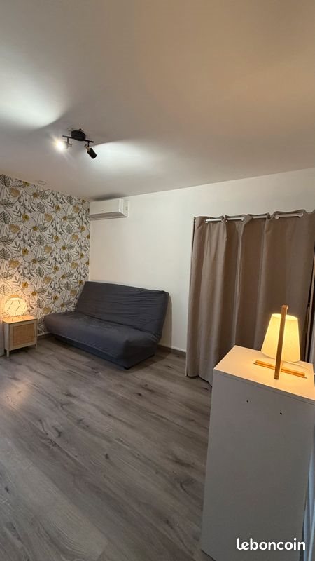 Appartement à louer, 19m², Albi