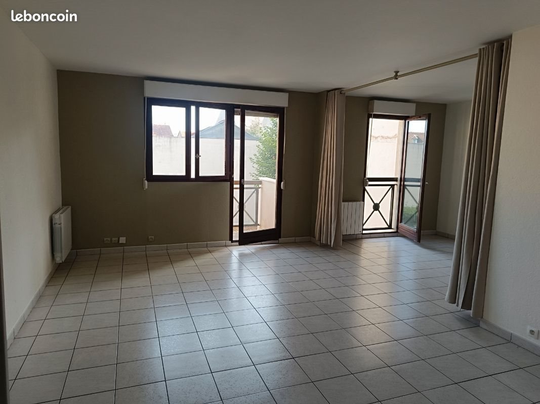 Appartement à louer, 46m², Auxerre