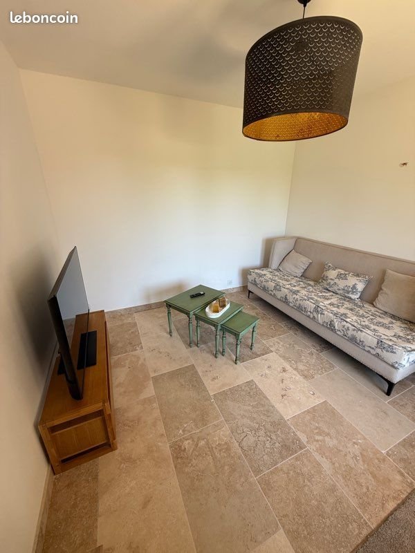 Maison à louer, 65m², Montaren-et-Saint-Médiers