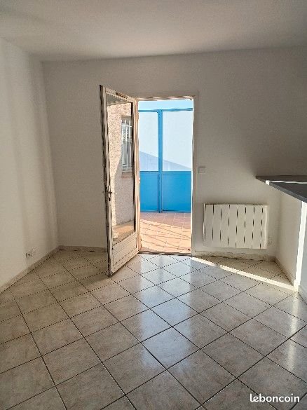 Appartement à louer, 37m², Marseille 8ème
