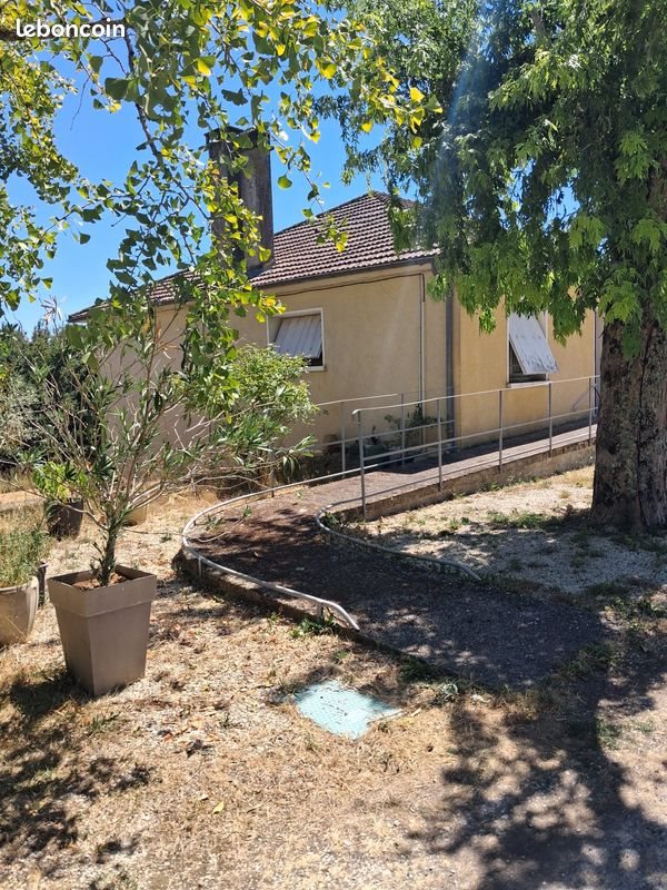 Maison à vendre, 170m², Saint-Martial-d'Albarède