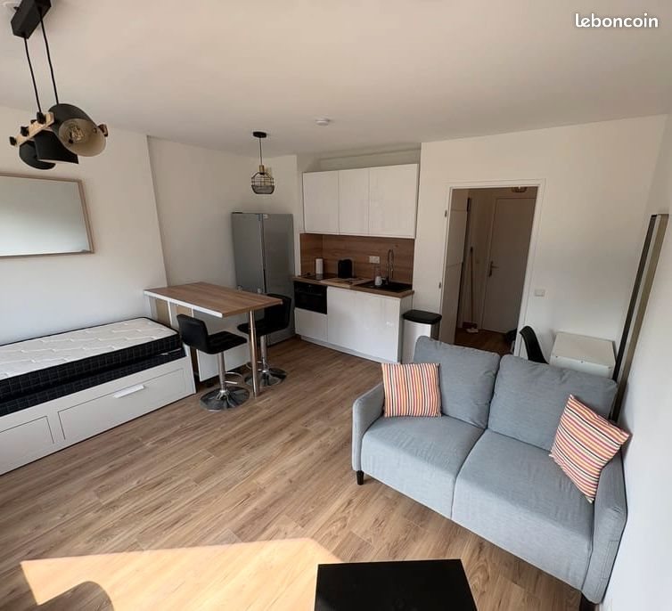 Appartement à louer, 23m², Colombes