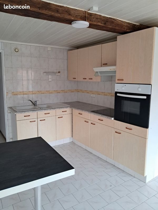 Appartement à louer, 1m², Trélon