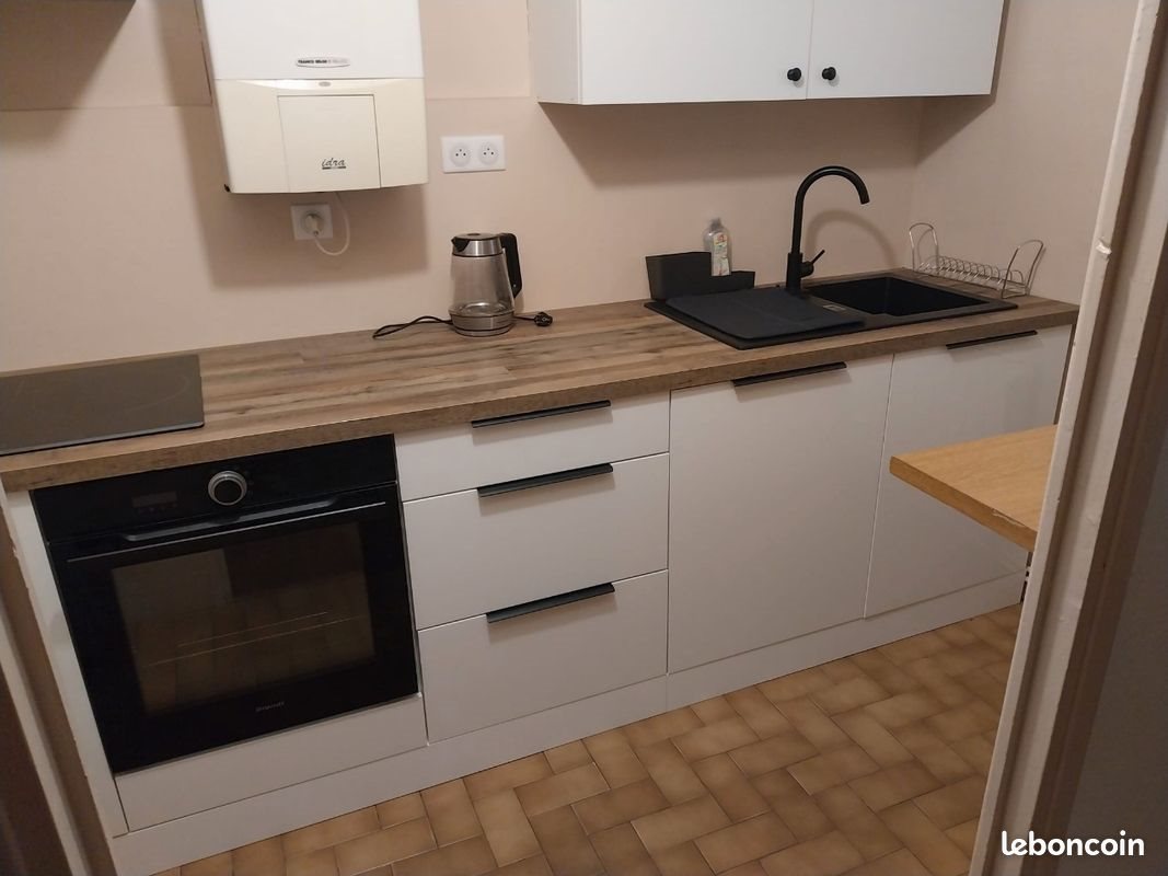 Appartement à louer, 82m², Carbonne