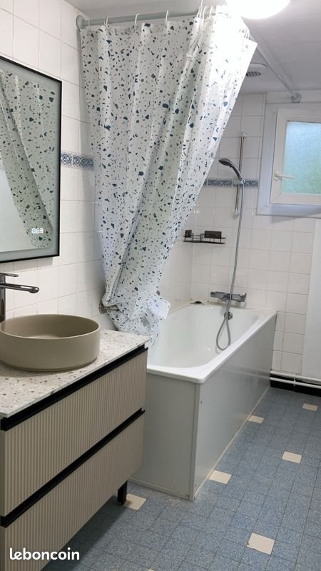 Maison à louer, 110m², Latillé