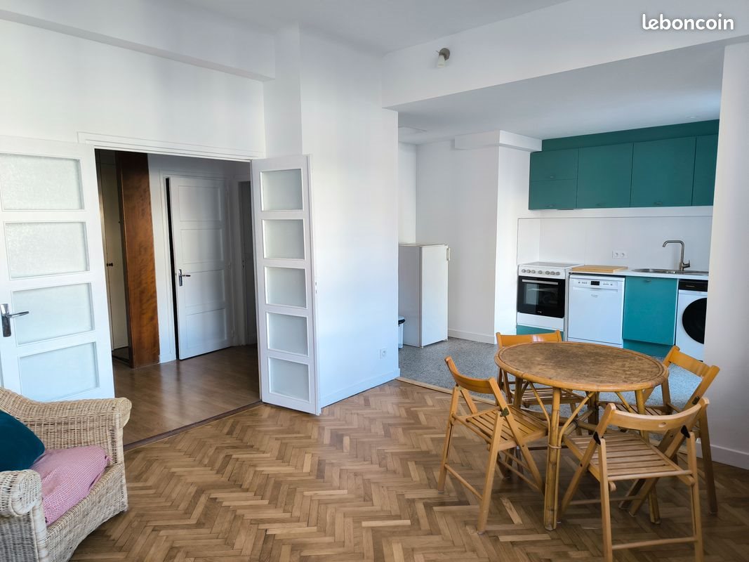 Appartement à louer, 83m², Toulon