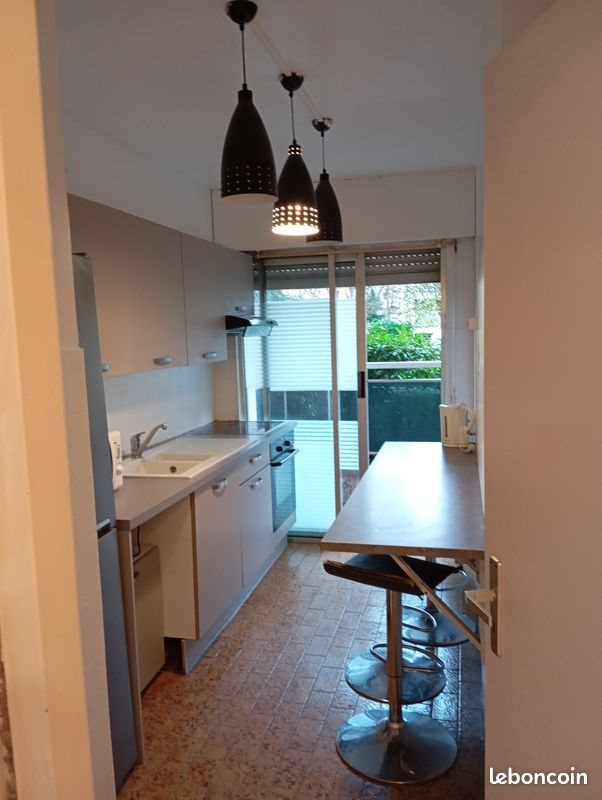 Appartement à louer, 74m², Evry