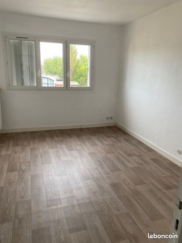 Appartement à louer, 81m², Clermont