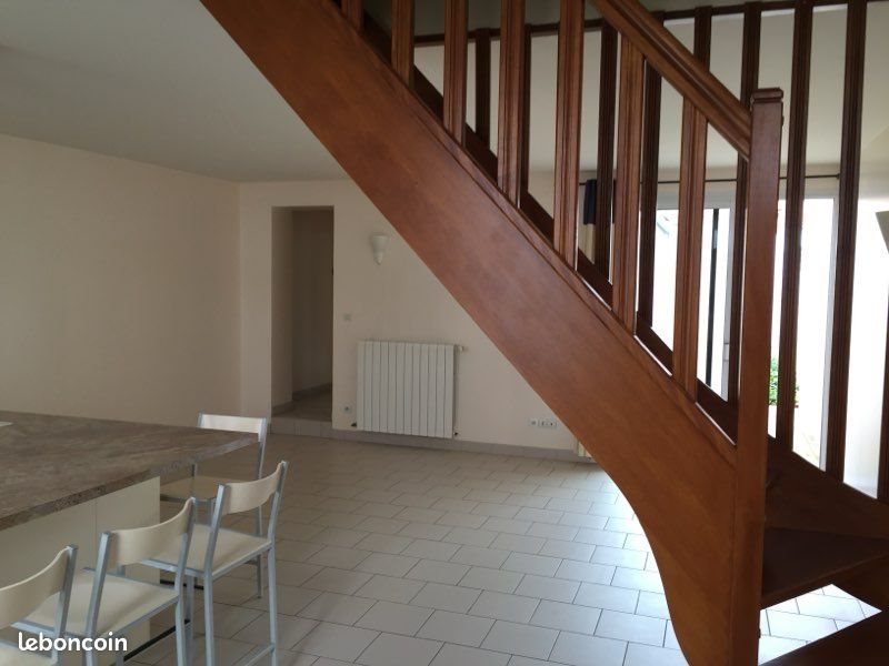 Maison à louer, 85m², Rochefort