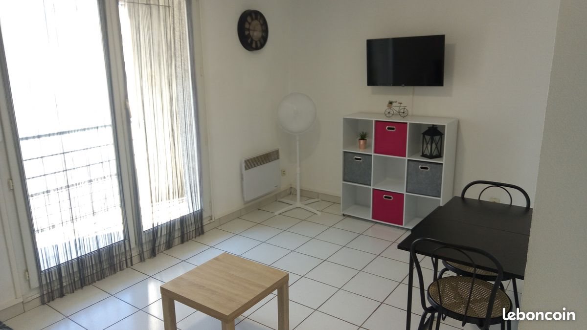 Appartement à louer, 22m², Nîmes