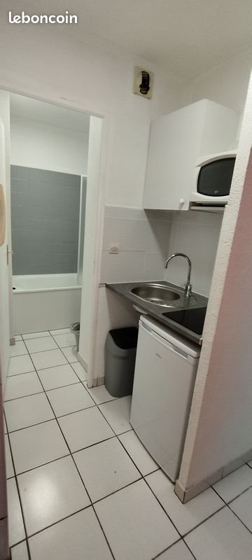 Appartement à louer, 22m², Nîmes