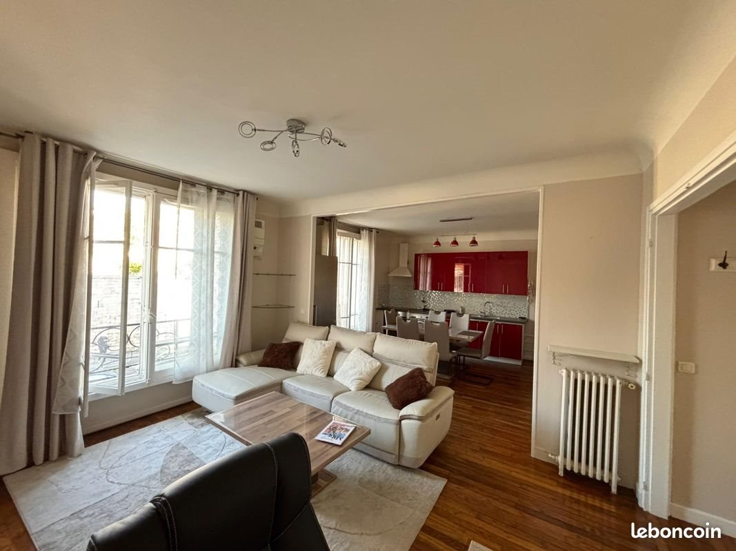 Appartement à louer, 69m², Suresnes