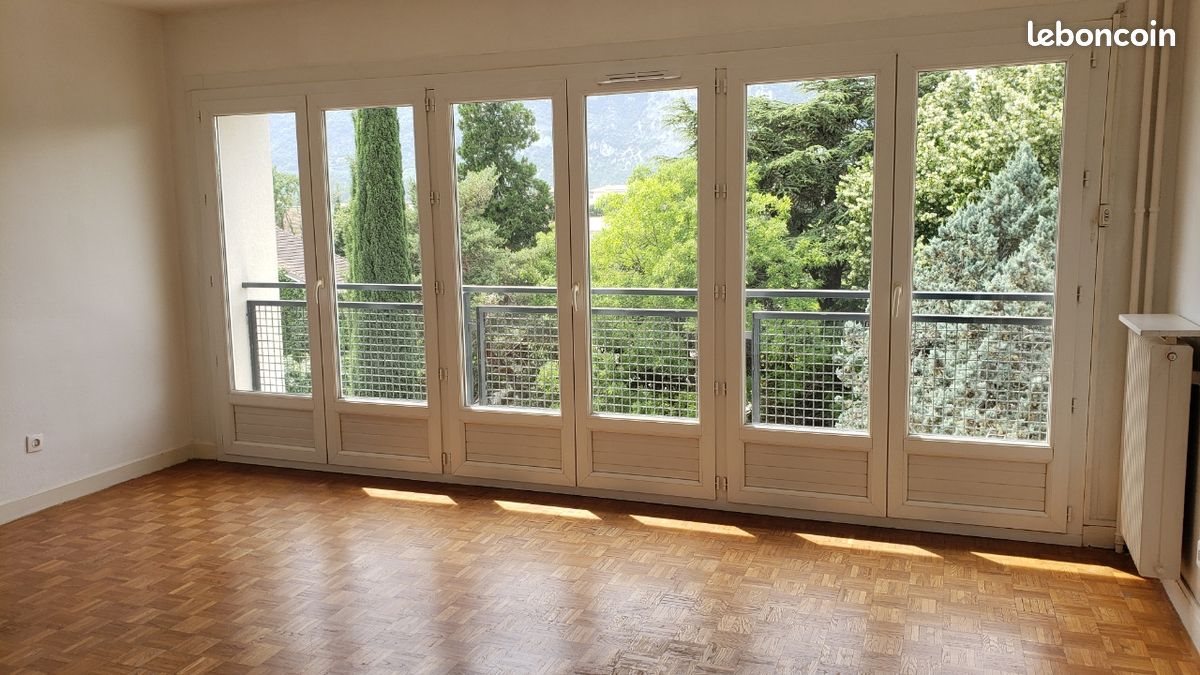 Appartement à louer, 55m², Guilherand-Granges