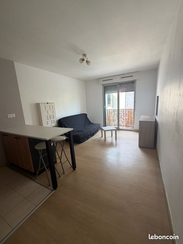 Appartement à louer, 25m², Brive-la-Gaillarde