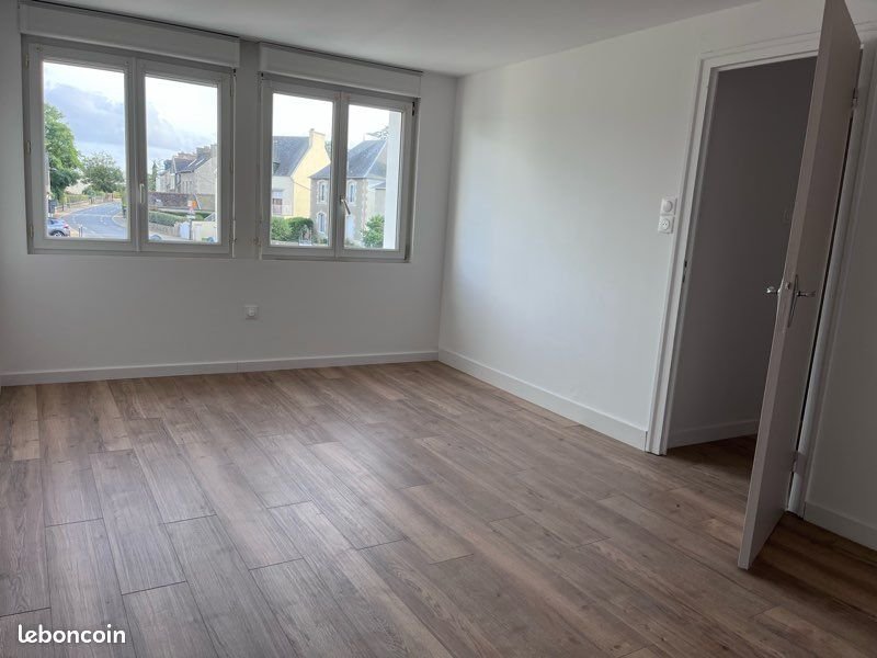 Maison à louer, 93m², Plounévez-Lochrist