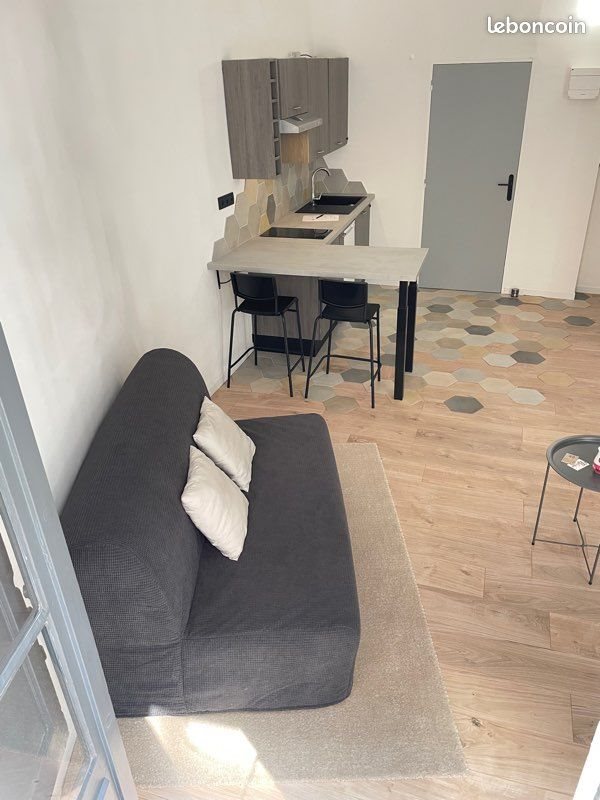 Appartement à louer, 28m², Carpentras